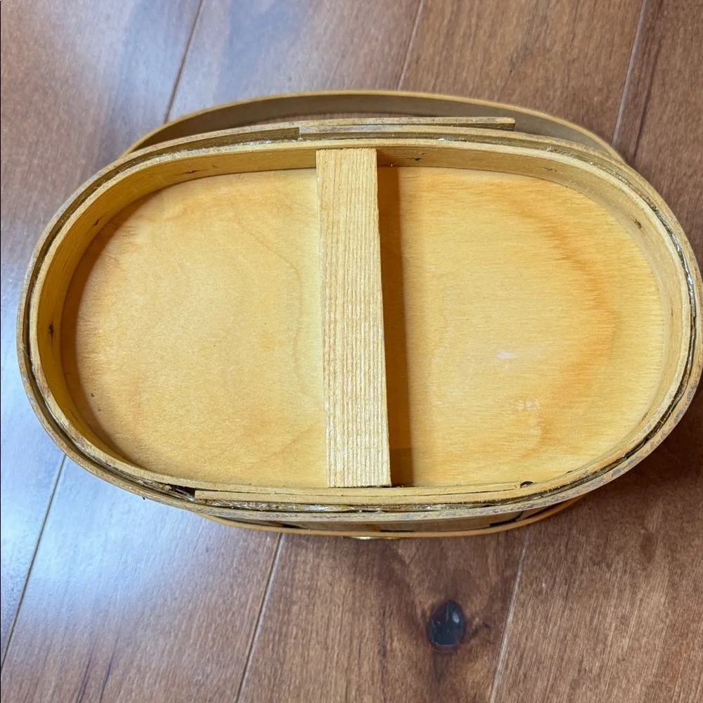 PETERBORO Vintage Rustic Wooden Basket with Handle